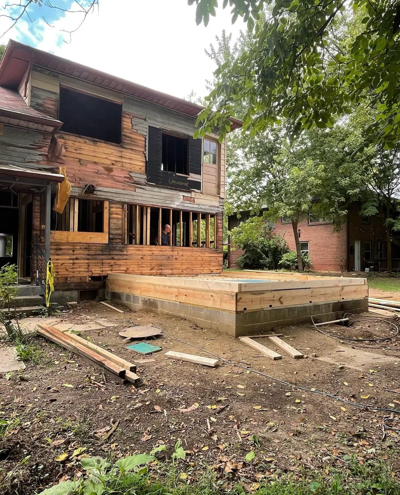 Bonds property — exterior view
