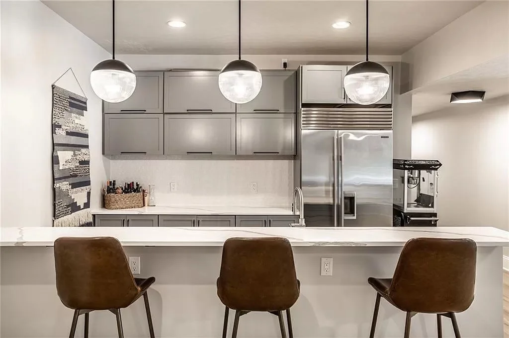 Holiday home — basement living area