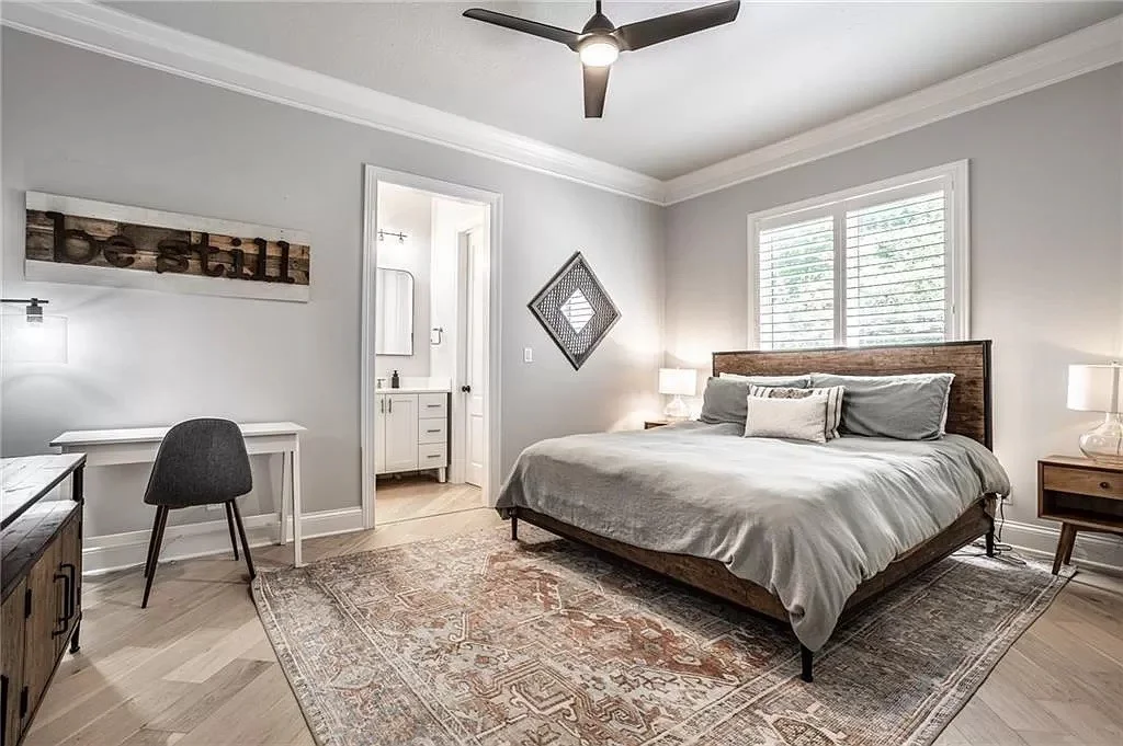 Holiday home — front bedroom after