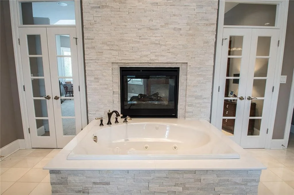 Holiday home — main bath before
